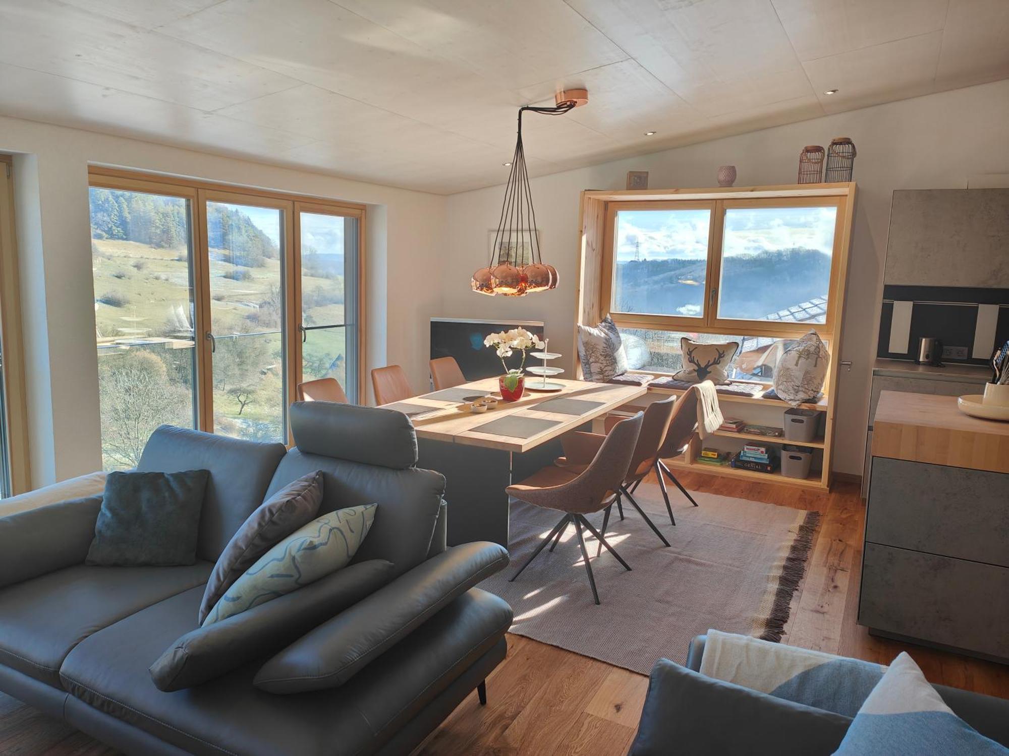 Thomas's Loft Apartment *
